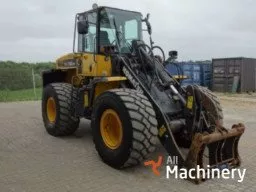 KOMATSU WA250PT-5 Front-end loaders (2005 year) #1015