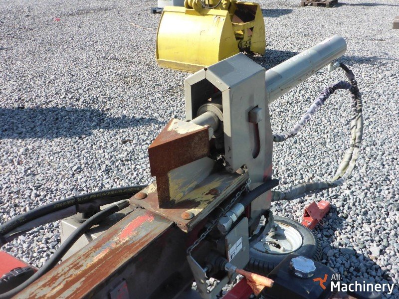 TOW BEHIND  Log Splitter Wood splitters #1079