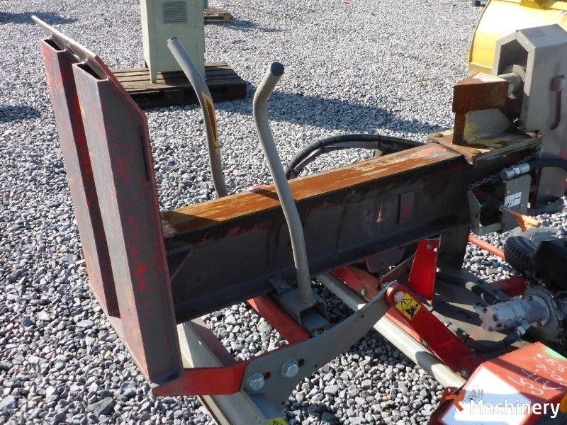 TOW BEHIND  Log Splitter Wood splitters #1079