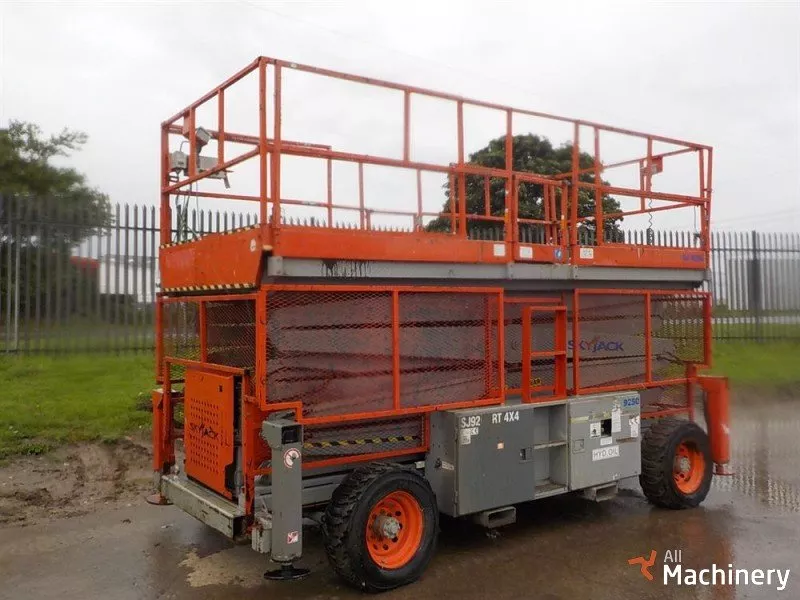 SKYJACK SJ9250 Scissor lifts (2007 year) #1143