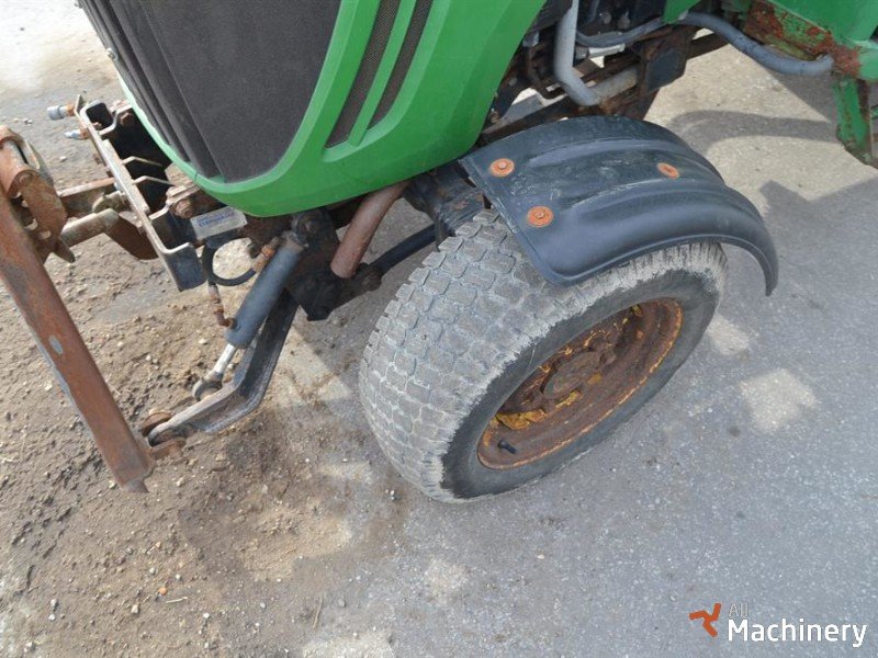 JOHN DEERE 3520 Mini tractors #1144