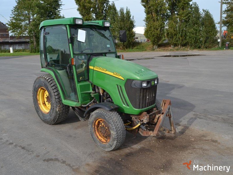 JOHN DEERE 3520 Mini tractors #1144