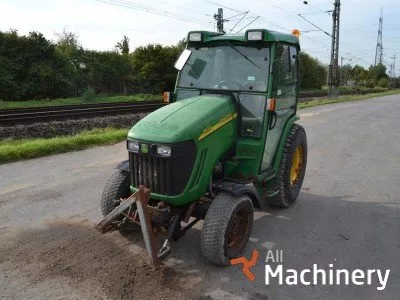 JOHN DEERE 3520 Mini tractors (2006 year) #1144