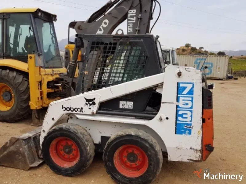 BOBCAT 753 Mini loaders (2002 year) #1179