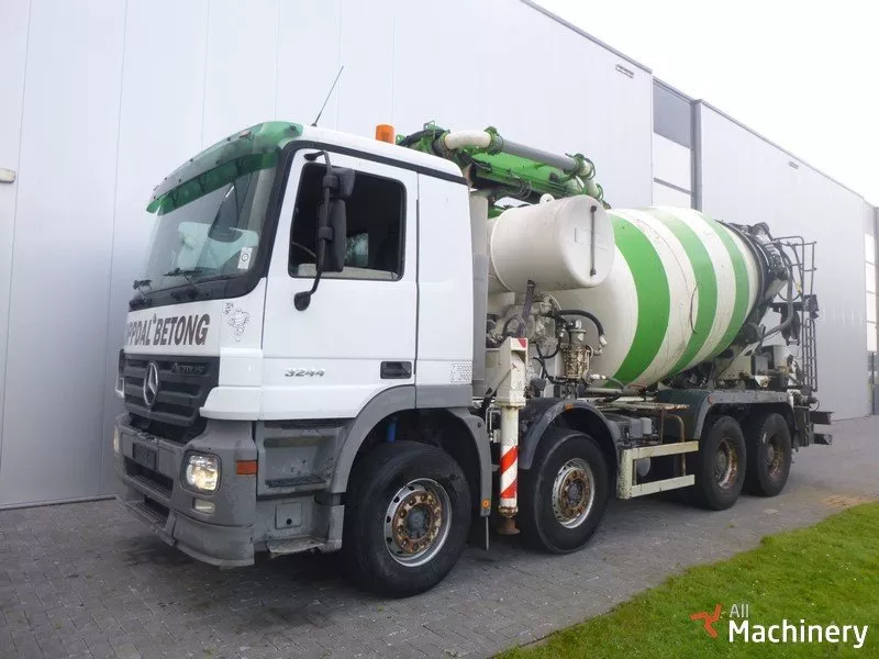 MERCEDES-BENZ ACTROS 3244 8X4 Concrete mixers (2005 year) #1299