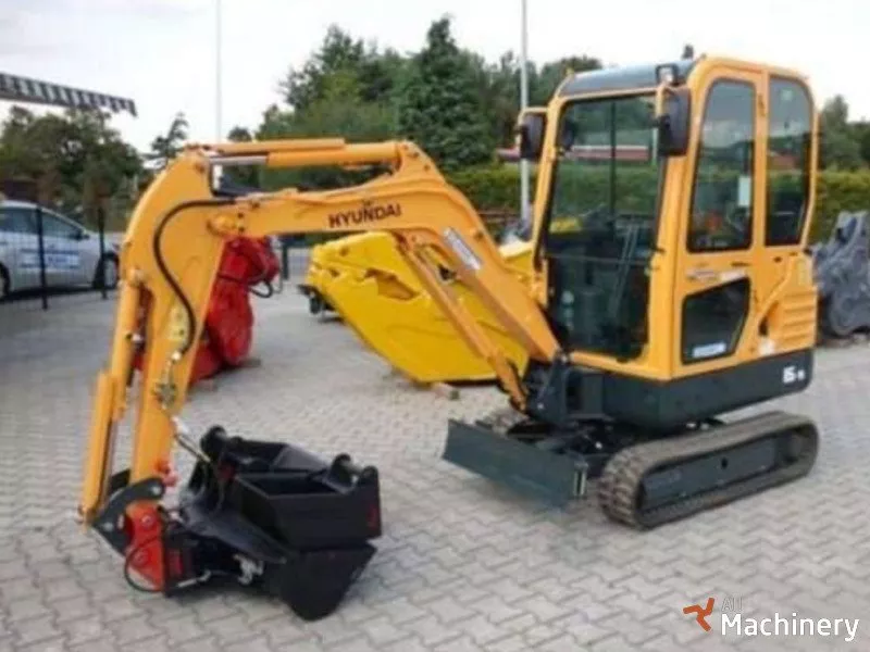 HYUNDAI R16-9 Mini excavators 1-7 t. (2018 year) #1336