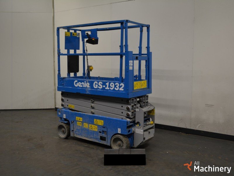 GENIE GS1932 Scissor lifts (2013 year) #1391