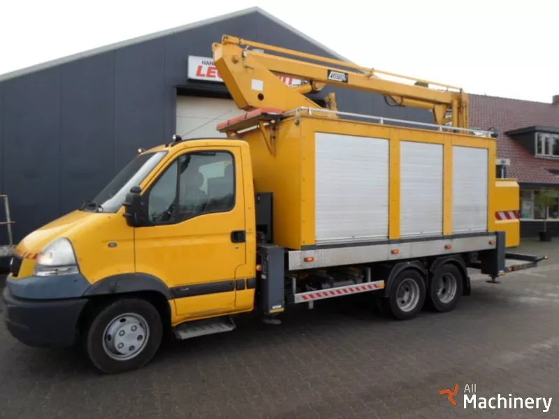 RENAULT Taurus T 220-12 Truck mounted working platforms (2006 year) #1408