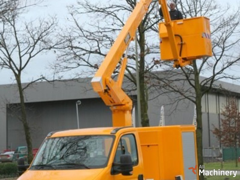 VOLKSWAGEN Crafter Truck mounted working platforms #143
