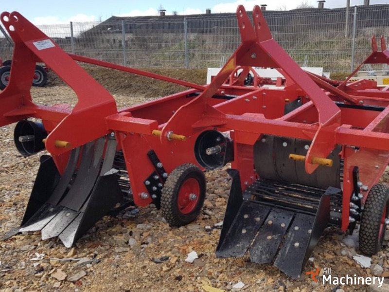 OTHER One furrow potato digger Potato diggers ID 1461 allmachinery
