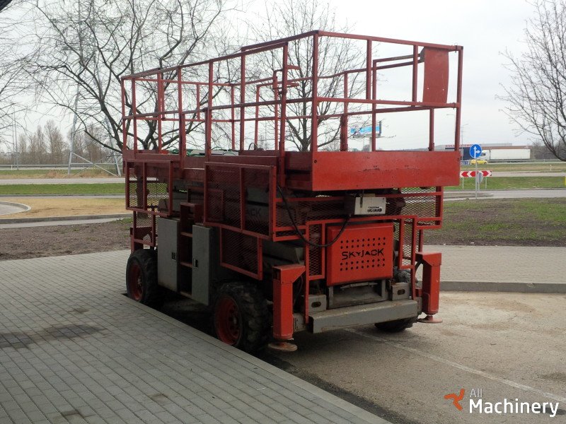 SKYJACK SJ8841 Scissor lifts #153