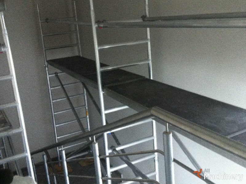 CUSTERS Laiptinės pastoliai Mobile scaffolds #1536