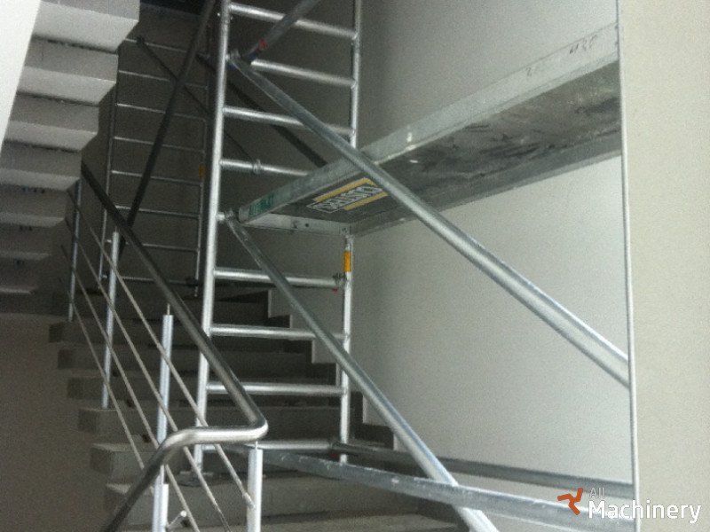 CUSTERS Laiptinės pastoliai Mobile scaffolds #1536