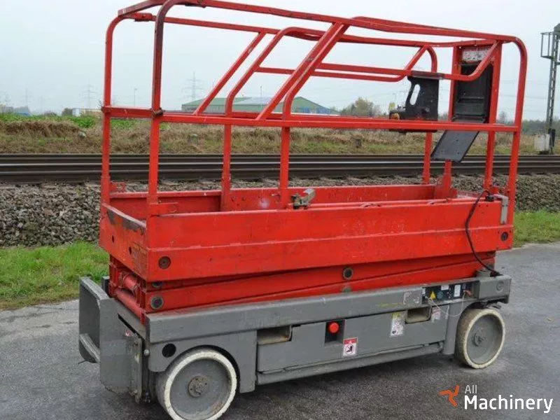 HAULOTTE Compact 8 Scissor lifts for rent (2006 year) #1578