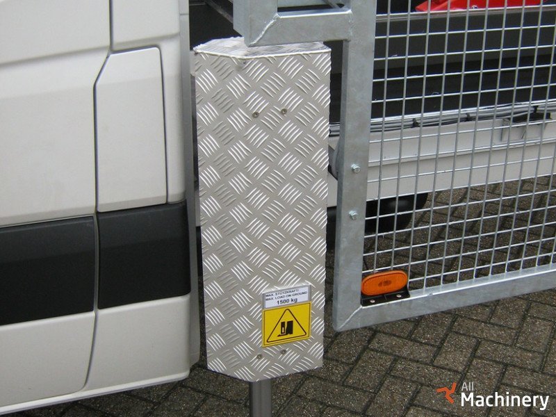 CUSTERS Vehicle-mounted scissor lift  Scissor lifts #1605