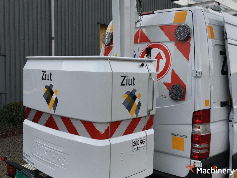 Custers Taurus 200-14 MVH Truck mounted working platforms #1615