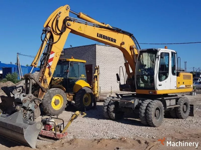 LIEBHERR A900C Weel excavators for rent (2008 year) #1623