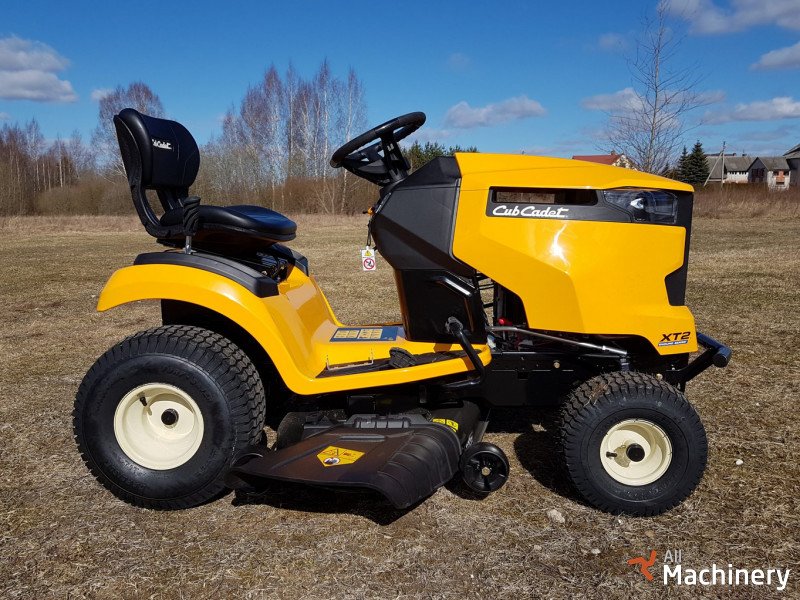 CUB CADET XT2 PS107  Lawn tractors (2017 year) #1636