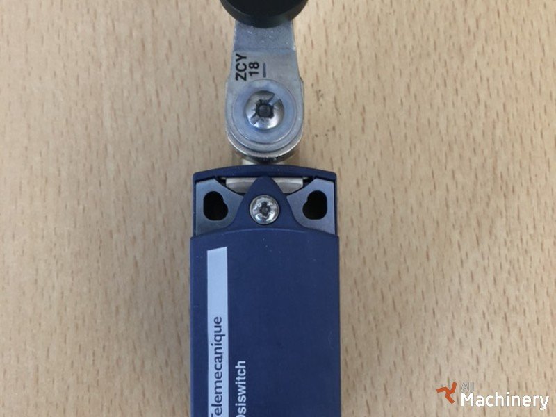 HAULOTTE   TELEMECANIQUE SENSORS  ZCP21  Working platform electrics #1646