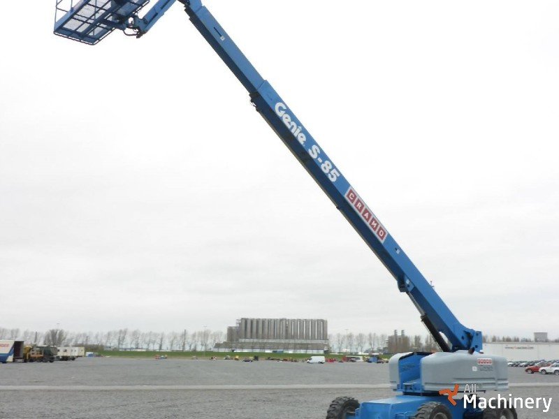 GENIE S85 Telescopic boom lifts #166