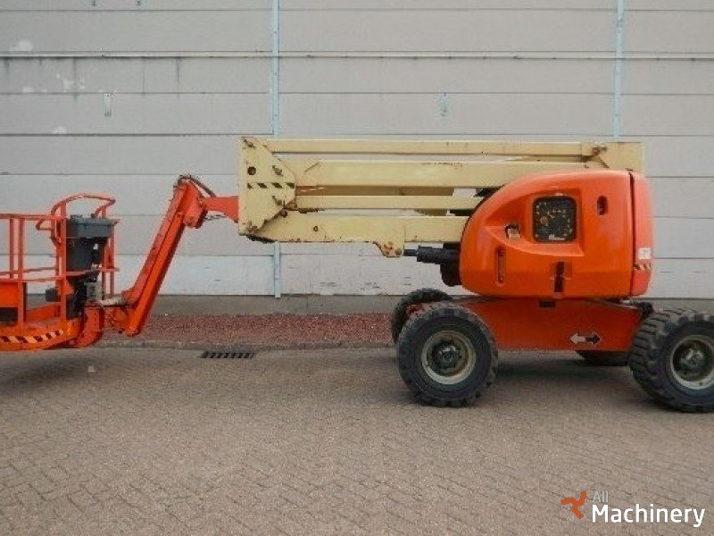 JLG 450AJ Articulated boom lifts (2005 year) #1675