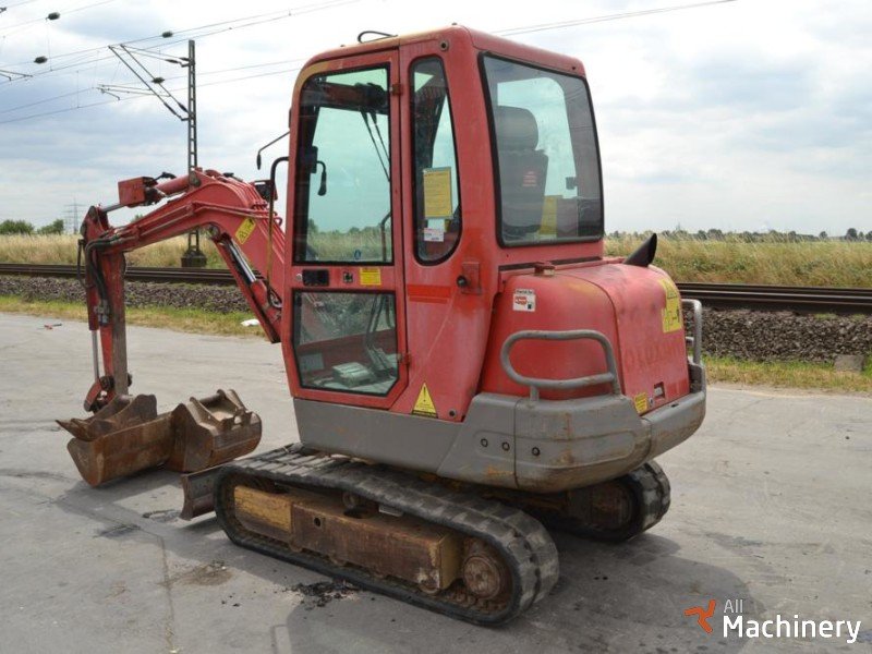 YANMAR B25V Mini excavators 1-7 t. #1677