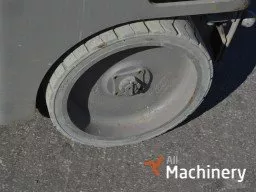 HAULOTTE Compact 12 Scissor lifts (2005 year) #1678