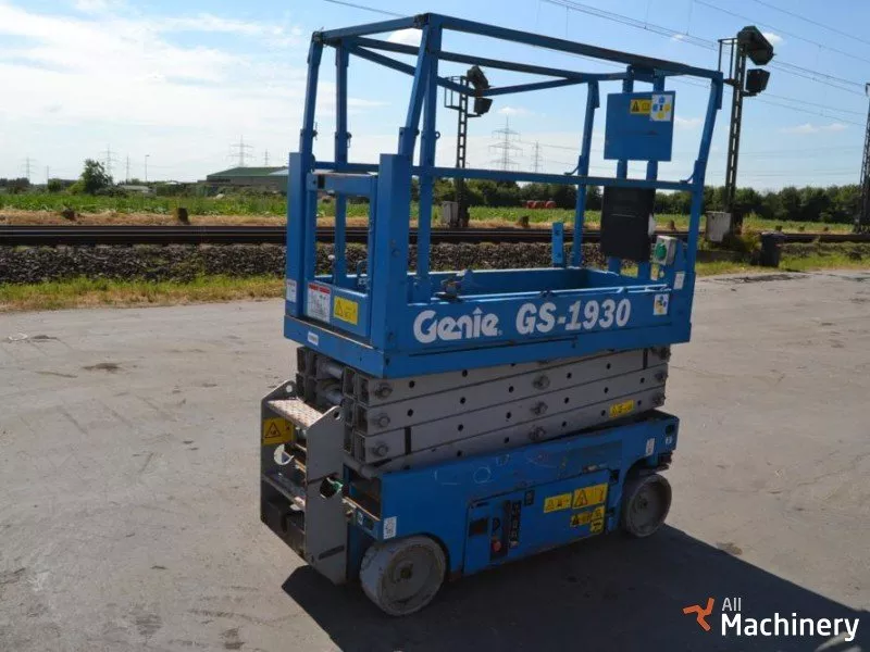 GENIE GS1930 Scissor lifts (2000 year) #1681