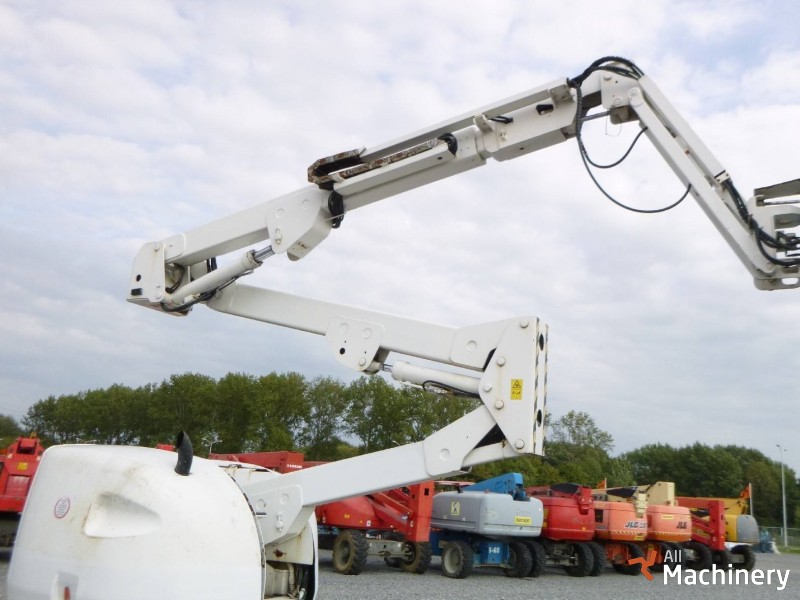 JLG 450AJ Articulated boom lifts #1700