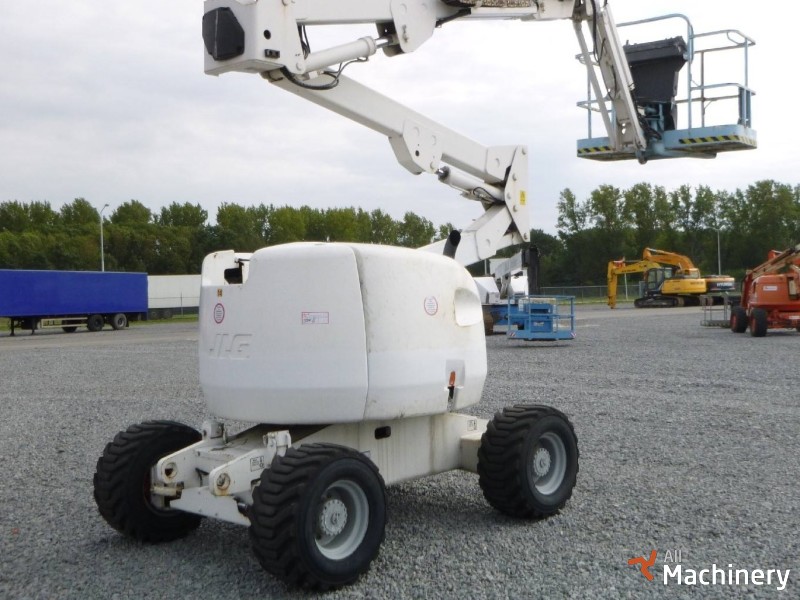 JLG 450AJ Articulated boom lifts #1700