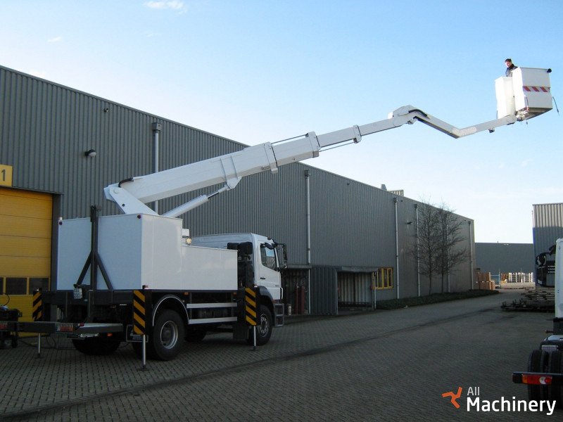 Custers Taurus 300-22 Truck mounted working platforms #1707