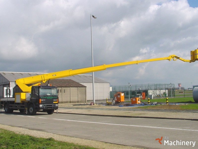 Custers Taurus 330-26 Truck mounted working platforms #1708