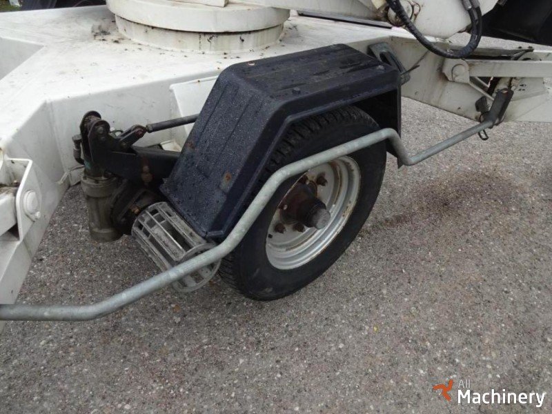 DINO 210 Trailer mounted working platforms #1718