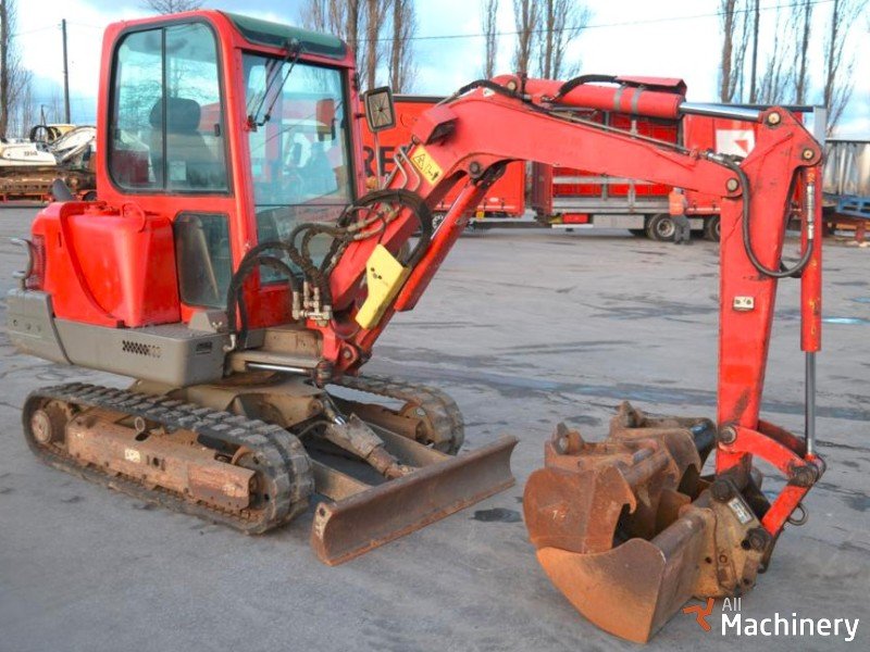 YANMAR B25VA Mini excavators 1-7 t. #1849