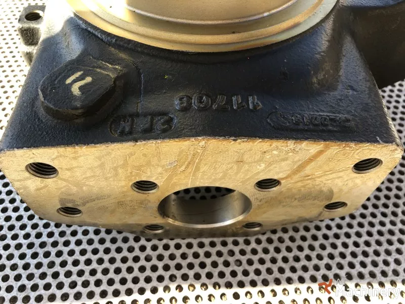 NEW HOLLAND Carraro parts Transmission spare parts (2019 year) #1870