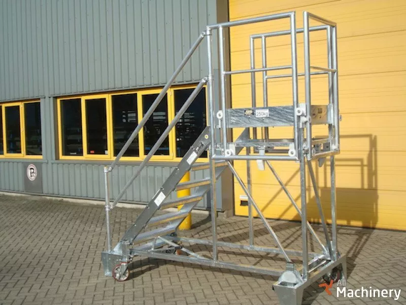 CUSTERS Custers Aviation scaffolds (2017 year) #191