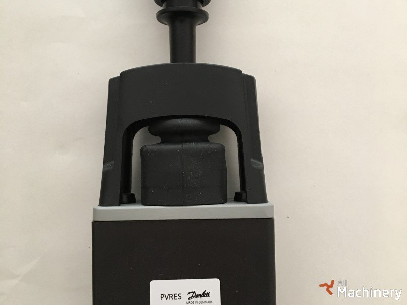 DANFOSS Danfoss 155B4211  Working platform electrics #1933