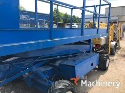 UPRIGHT SL30 Scissor lifts (1999 year) #2009
