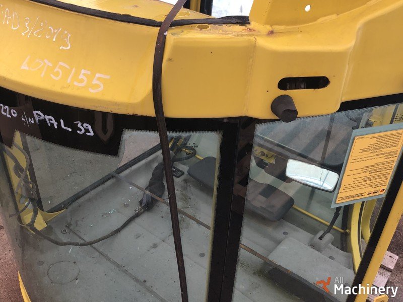 YANMAR VIO 27, 30, 35, 45, 55 kabina Cabin and body spare parts #2017