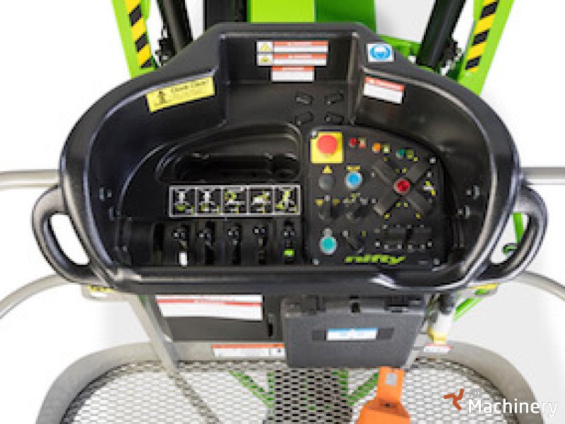 NIFTYLIFT Nifty 210 trailer mount  Trailer mounted working platforms #2045