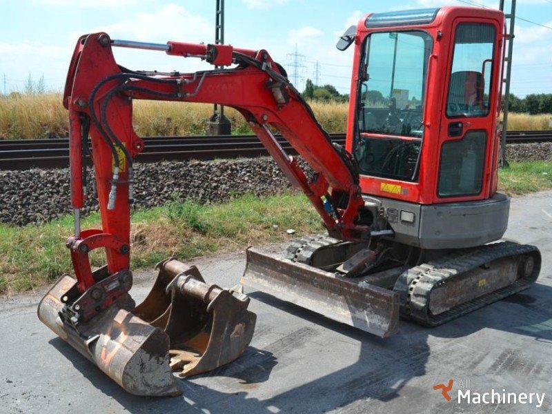 BOBCAT E26 EM Mini excavators 1-7 t. #2084