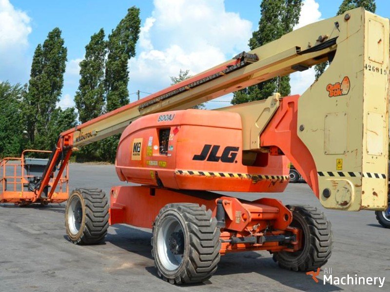 JLG 800AJ Articulated boom lifts #2107