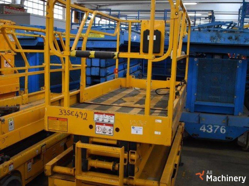 HAULOTTE Compact 10 Scissor lifts (2006 year) #2229