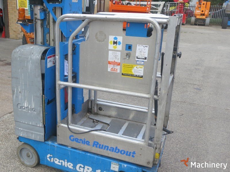 GENIE GR15 Vertical mast lifts #2230