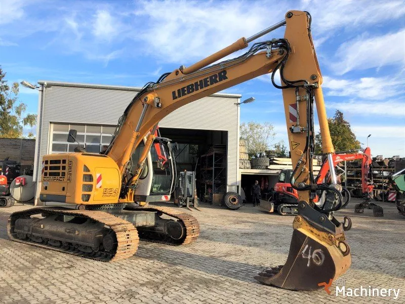 LIEBHERR R924 Tracked excavators (2007 year) #2272