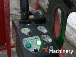 HAULOTTE Compact 8 Scissor lifts (2006 year) #2329