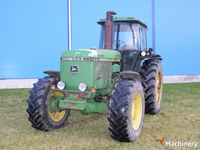 JOHN DEERE 4755 Wheel tractors (1989 year) #246