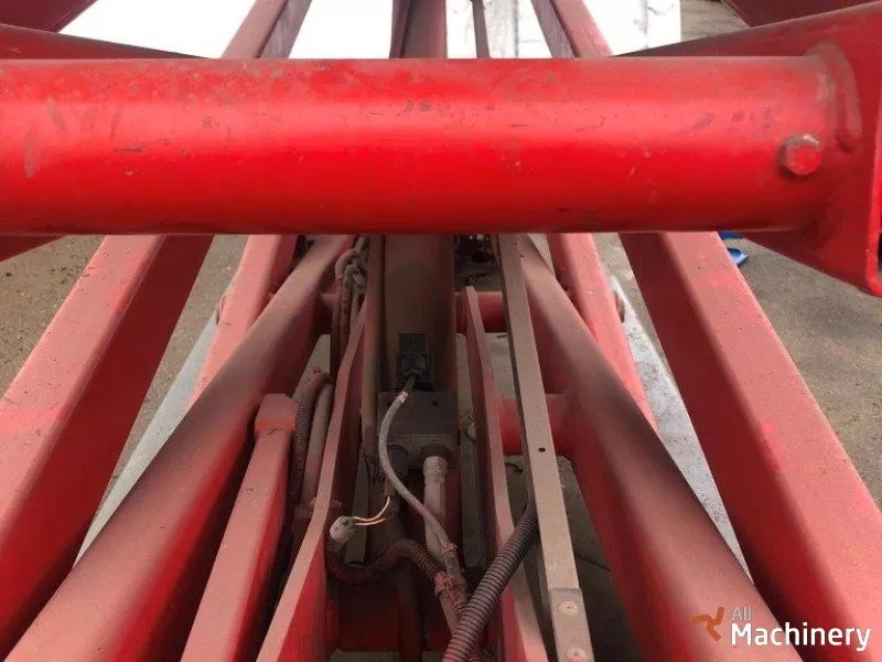 HAULOTTE Compact 8 Scissor lifts (2006 year) #2496