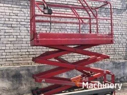 HAULOTTE Compact 8 Scissor lifts (2006 year) #2650