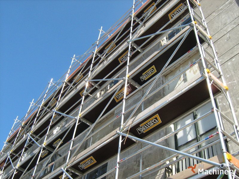 CUSTERS Pastoliai Mobile scaffolds #293